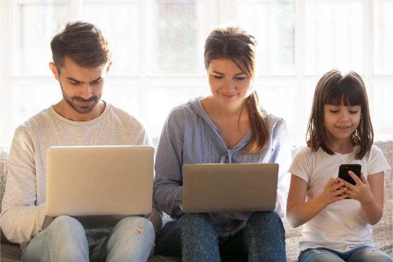 What are the most popular online games?