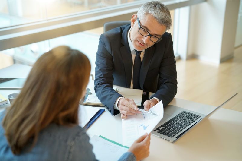 401K LOANS: THE RISKS AND BENEFITS