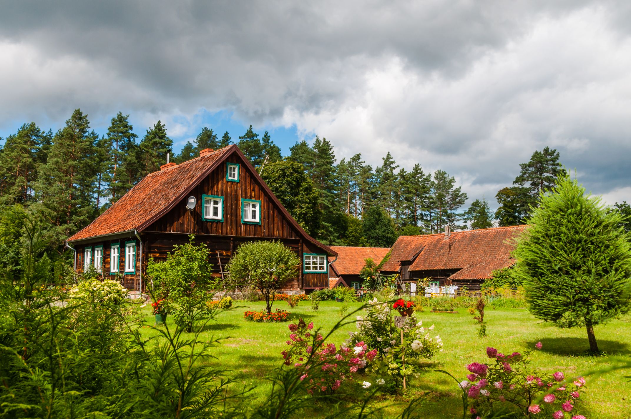 Renting a Farm House Is a Great Alternative to Urban Life